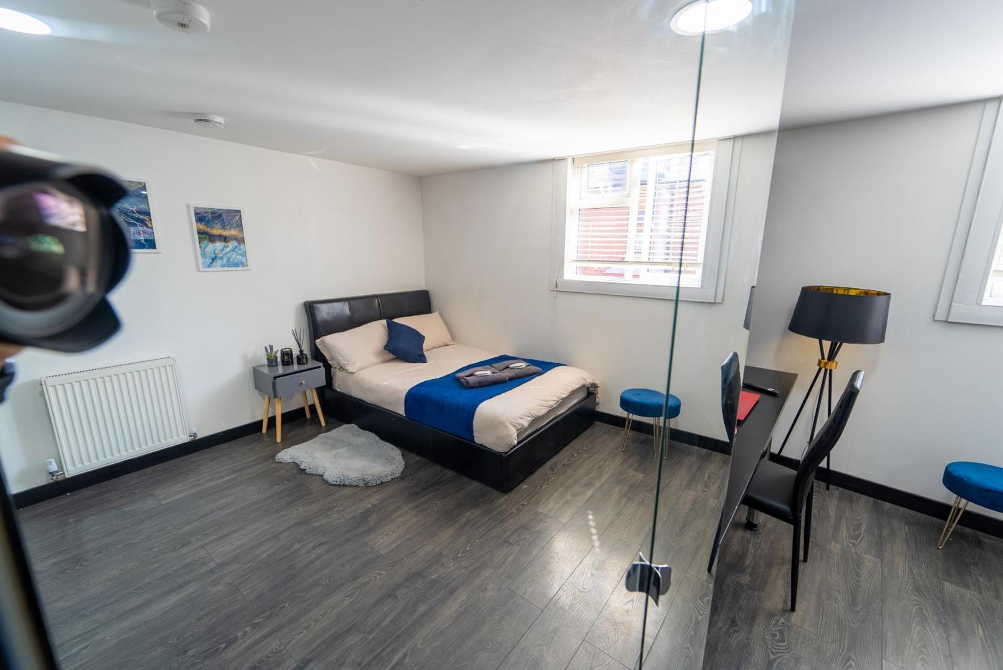 Staysa Equipped Studios Near Qe And Uob In Guesthouse Close To The City! Birmingham Chambre photo